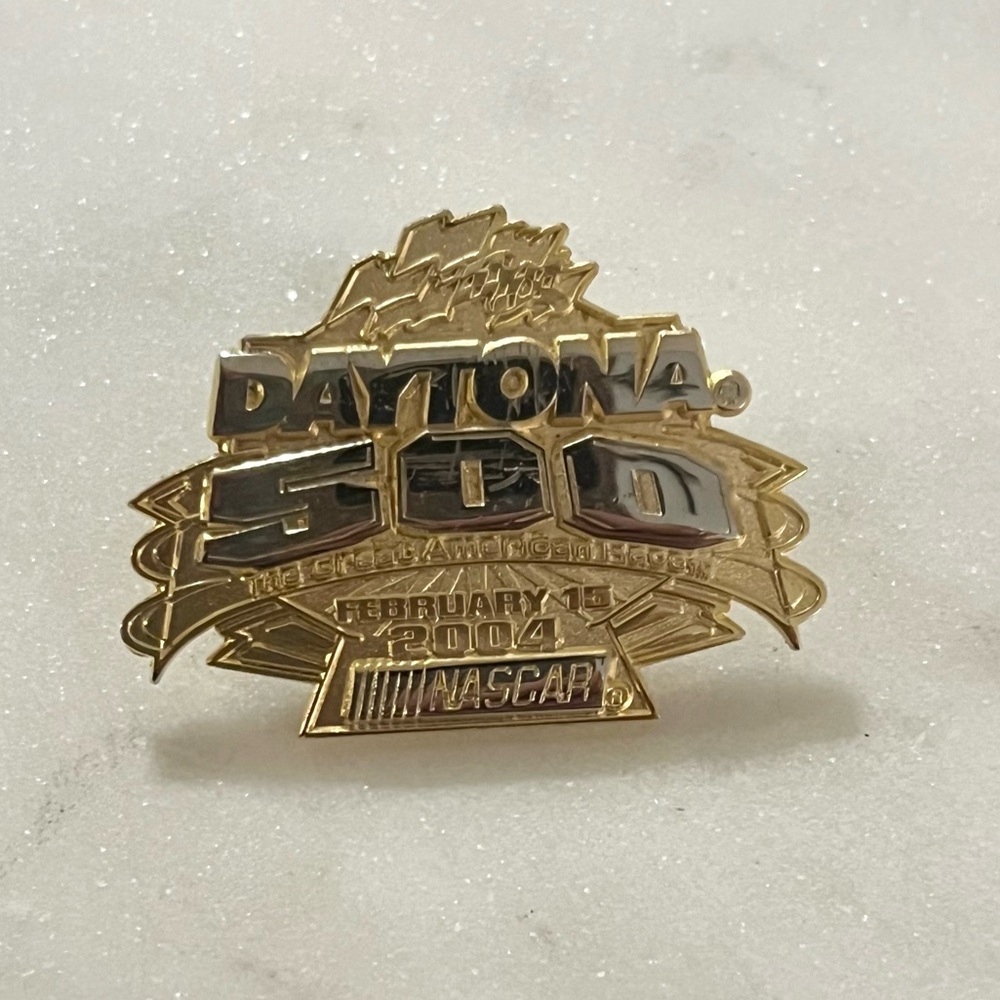 Nascar Daytona 500 February 15 2004 Lapel Pin Brooch